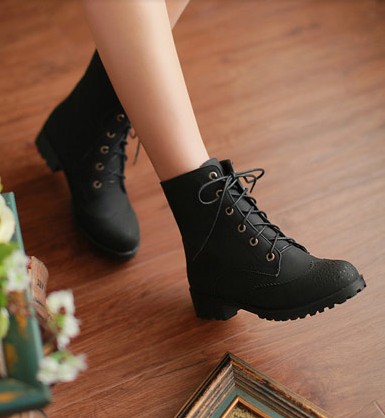 fall black boots
